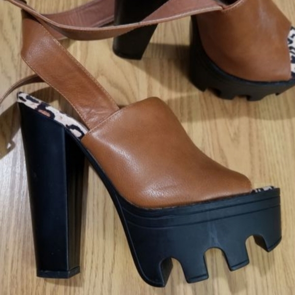 Go Jane High heels - Picture 2 of 2